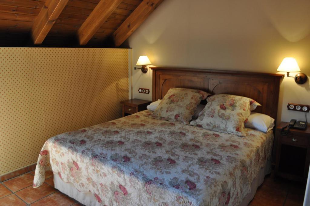 Hotel Bocale Sallent de Gállego Room photo